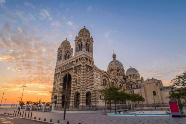 Appartement Tout Equipe Au Coeur Du Panier Vieux Port Marseille Eksteriør billede